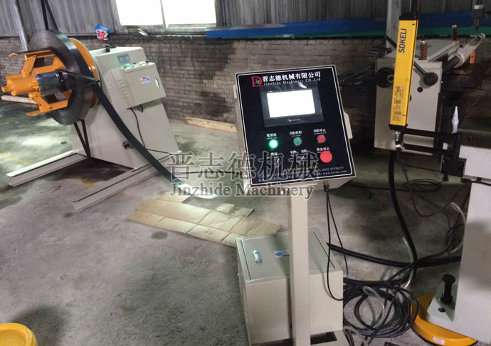 上海送料機現(xiàn)場調試