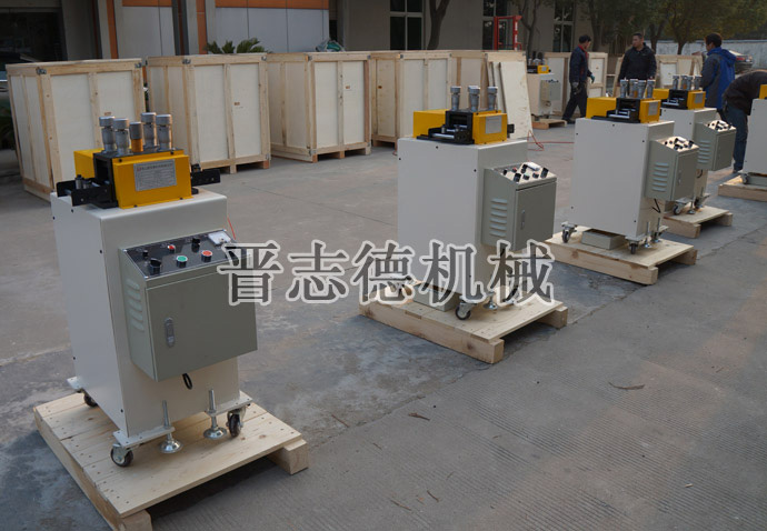 送料機(jī)、整平機(jī)出口